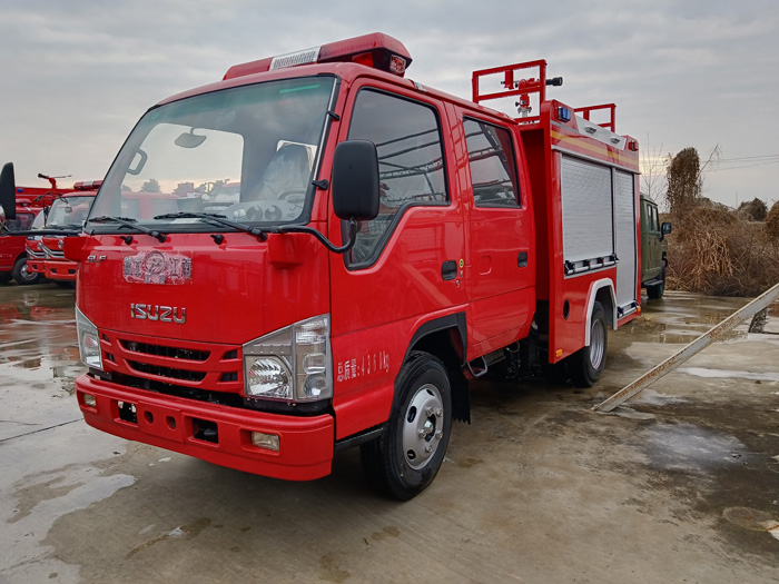 5噸消防灑水車(chē)多少錢(qián)_物業(yè)工廠(chǎng)小區(qū)消防車(chē)_1.5-3.5噸水罐消防車(chē)現(xiàn)車(chē)價(jià)格