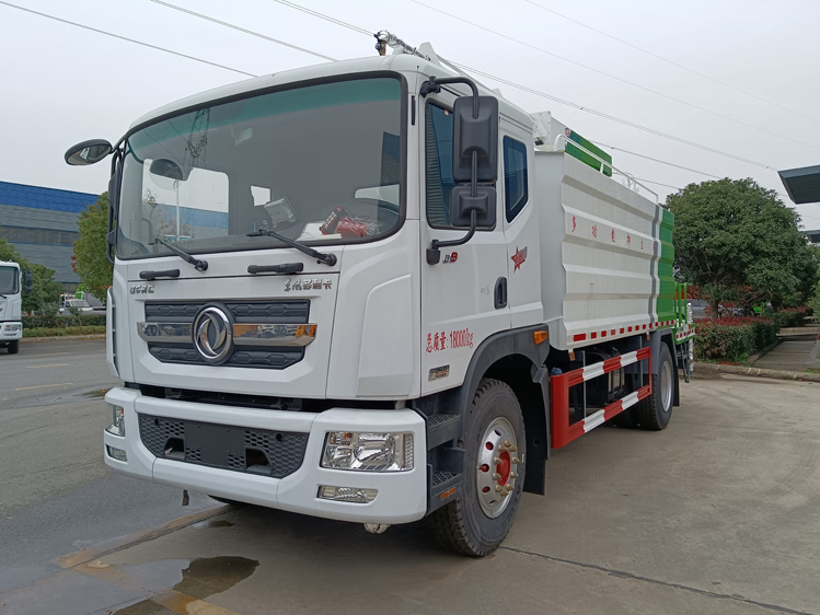 東風D9免稅的鐵路抑塵車--12噸降塵灑水車_陜西多功能固化劑噴灑車_煤礦貨場壓制降塵